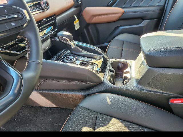 New 2026 GMC Canyon AT4 w/ Nightfall Essentials Package AWD/4WD image 28