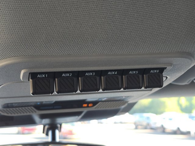 Used 2024 Ford F550 4x4 SuperCab Super Duty image 36