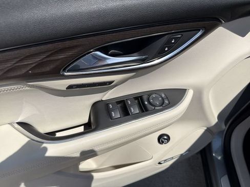 Used 2023 Buick Envision Avenir AWD/4WD image 15