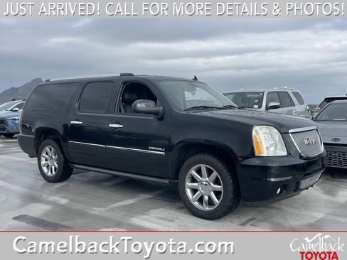 Used 2013 GMC Yukon XL Denali image 1