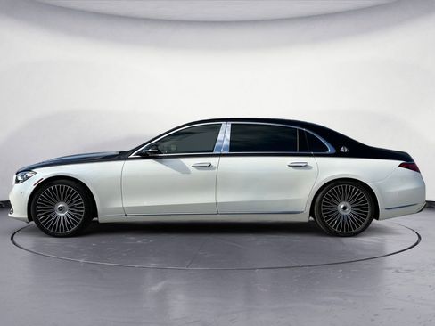 Used 2021 Mercedes-Benz Maybach S 580 4MATIC image 8