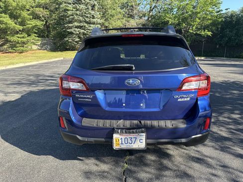 Used 2015 Subaru Outback 2.5i Limited image 6