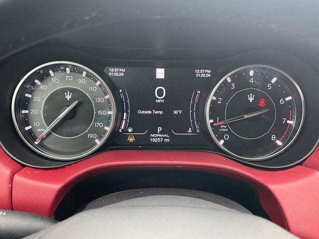 Used 2023 Maserati Ghibli Modena Q4 AWD/4WD image 26