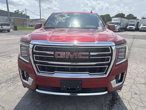 Used 2021 GMC Yukon SLT w/ SLT Luxury Plus Package AWD/4WD image 2
