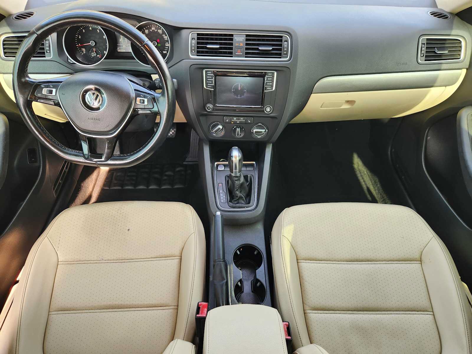 Used 2017 Volkswagen Jetta SE FWD image 25