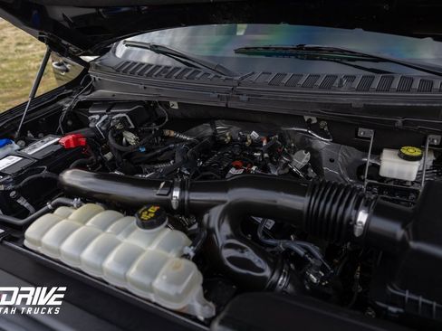 Used 2023 Ford Expedition Max XLT image 27