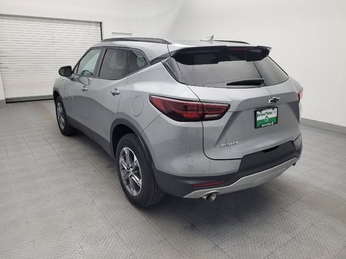 Used 2024 Chevrolet Blazer LT w/ Convenience Package FWD image 5