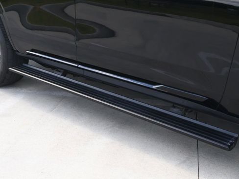 Used 2023 Cadillac Escalade Sport Platinum image 8