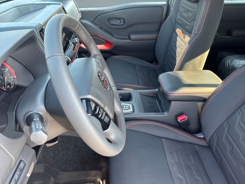 New 2026 Nissan Frontier PRO-4X w/ Pro-4x Convenience Package image 5