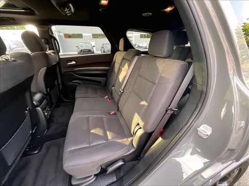Used 2022 Dodge Durango SXT w/ Blacktop Package AWD/4WD image 15