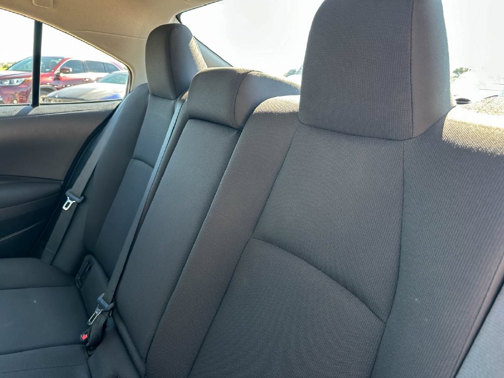 Used 2025 Toyota Corolla LE FWD image 19