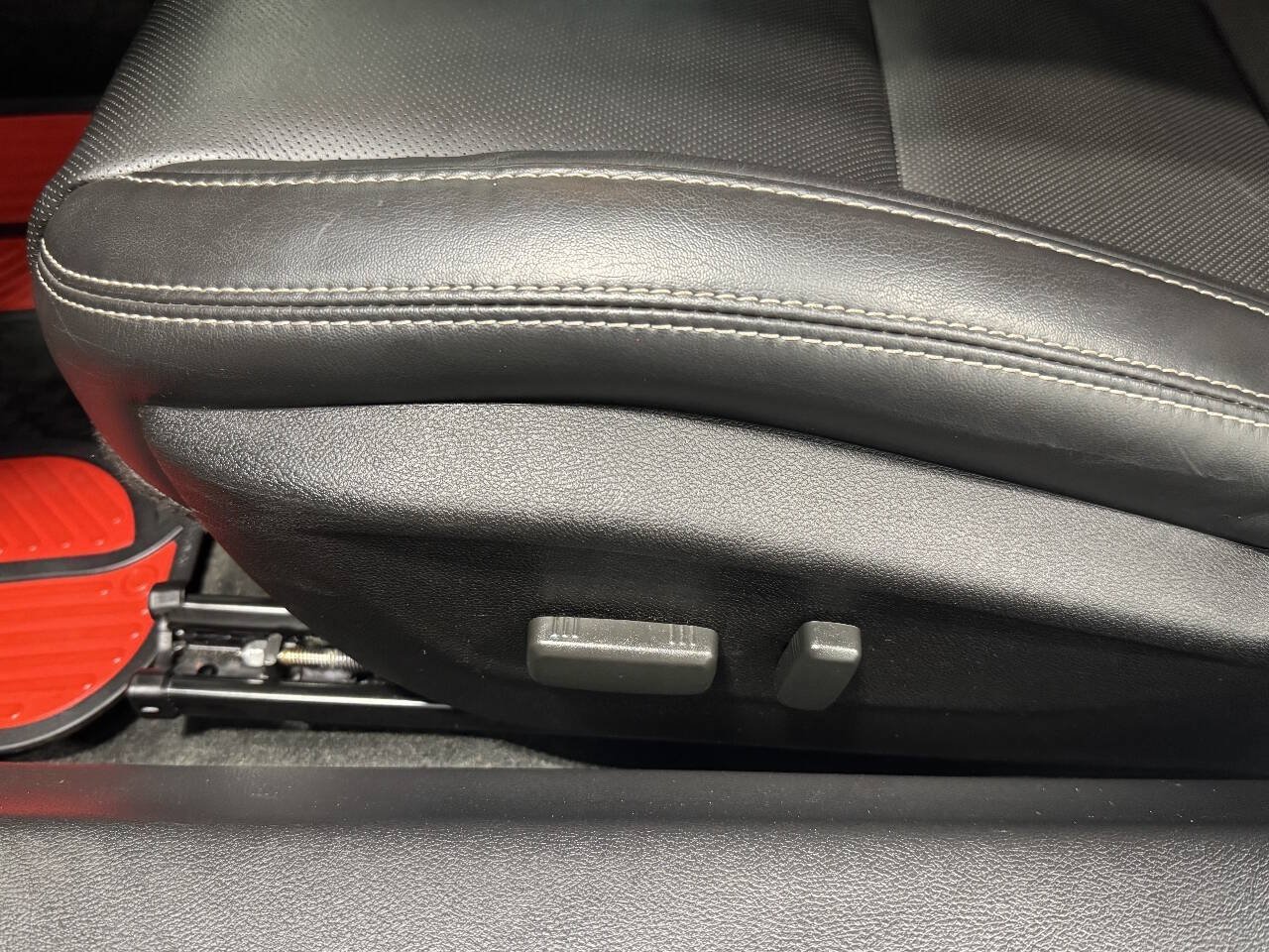 Used 2013 Chevrolet Camaro SS w/ RS Package RWD image 11