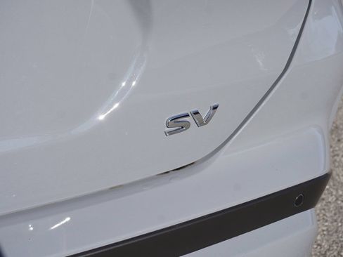 Used 2024 Nissan Kicks SV FWD image 6