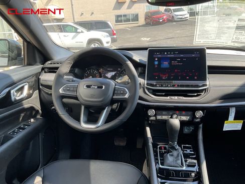 New 2026 Jeep Compass Latitude w/ Quick Order Package 29K image 11