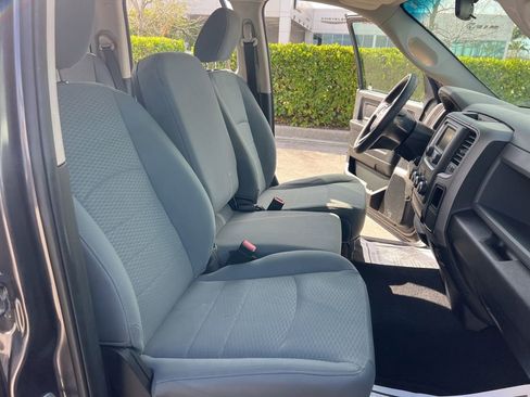 Used 2017 RAM 1500 Express image 59