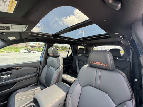 New 2025 Honda Pilot TrailSport image 25