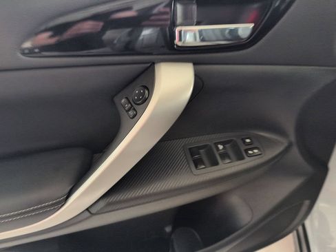 Used 2025 Mitsubishi Eclipse Cross SE AWD/4WD image 13