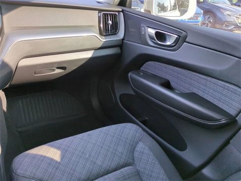 Used 2023 Volvo XC60 B5 Core image 16
