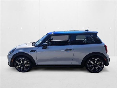 Certified 2023 MINI Cooper S image 9