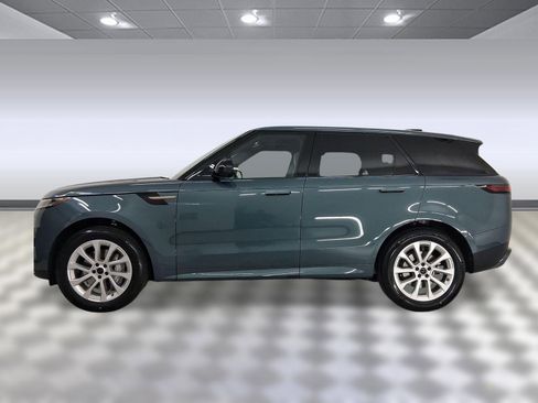 New 2026 Land Rover Range Rover Sport SE image 2