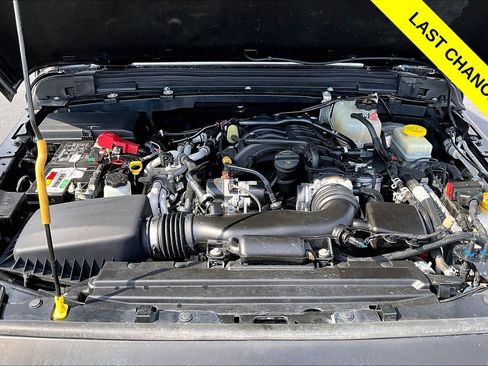 Used 2022 Jeep Wrangler Unlimited Sport AWD/4WD image 10
