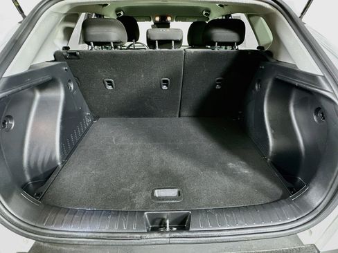Used 2025 Hyundai Kona SEL FWD image 29