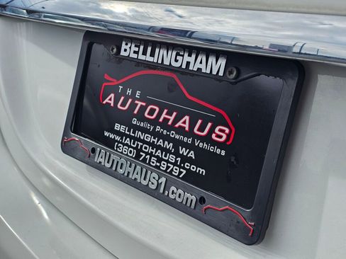 Used 2015 Mercedes-Benz C 300 Sedan image 14