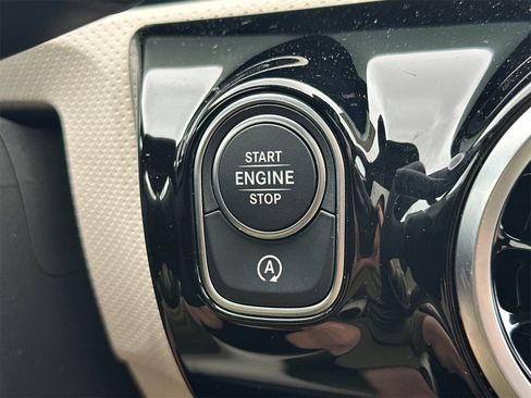 New 2025 Mercedes-Benz CLA 250 image 23