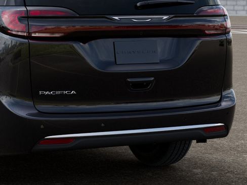 New 2027 Chrysler Pacifica Select FWD image 39