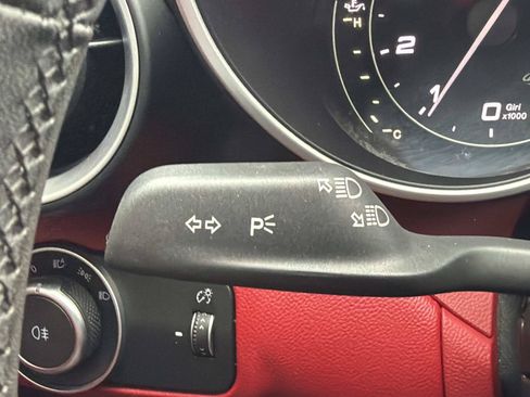 Used 2020 Alfa Romeo Giulia Ti AWD/4WD image 26