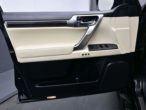 Used 2023 Lexus GX 460 Premium image 10