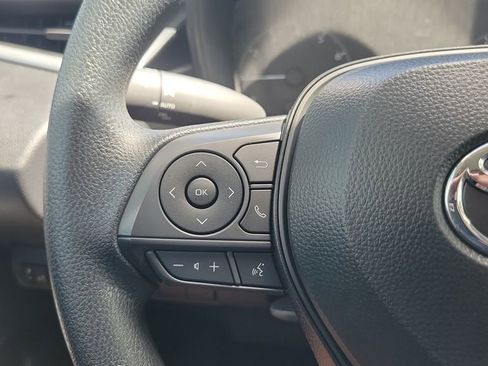 Certified 2025 Toyota Corolla LE FWD image 20