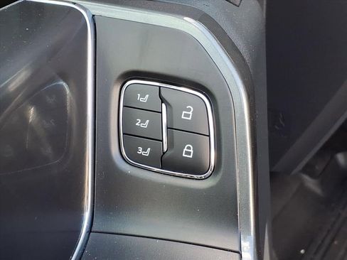 Certified 2022 Ford F150 Lariat w/ Equipment Group 502A High image 7