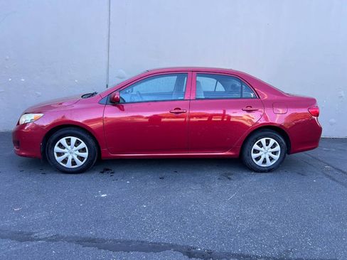 Used 2009 Toyota Corolla LE FWD image 3