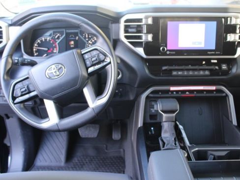 New 2026 Toyota Tundra SR5 w/ TRD Off-Road Package AWD/4WD image 15