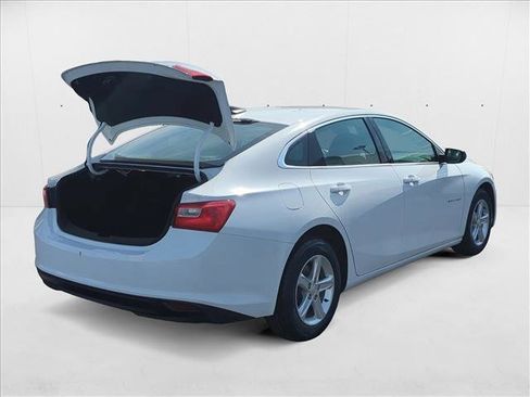 Used 2020 Chevrolet Malibu LS image 8