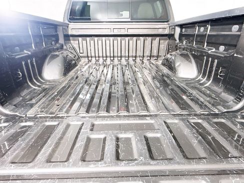 Used 2020 GMC Canyon SLE w/ SLE Convenience Package image 35