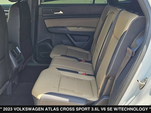 Used 2023 Volkswagen Atlas Cross Sport SE AWD/4WD image 17