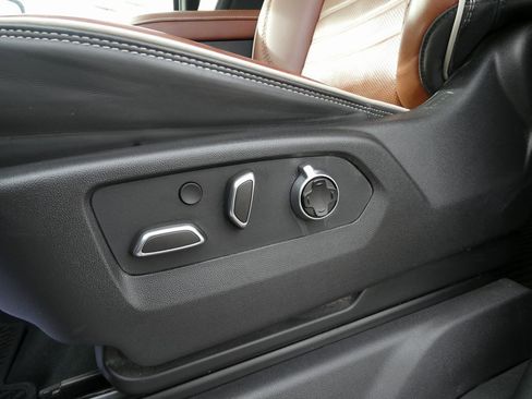 Certified 2024 GMC Sierra 2500 Denali Ultimate image 29