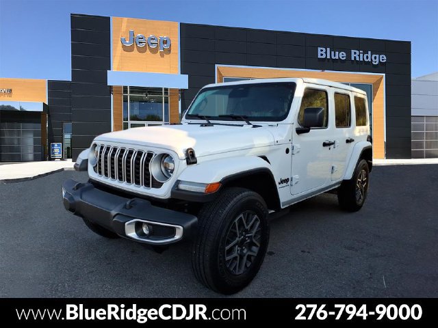 Used 2026 Jeep Wrangler Unlimited Sahara AWD/4WD image 1