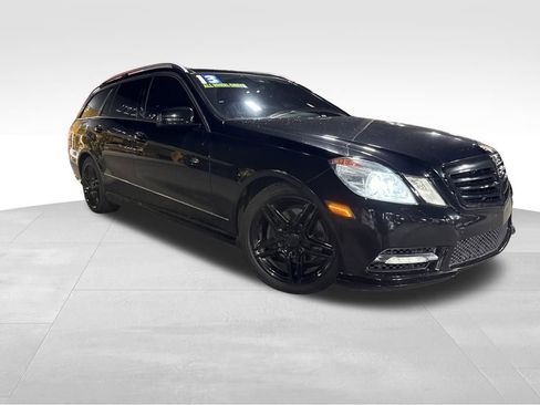 Used 2013 Mercedes-Benz E 350 4MATIC Wagon image 9