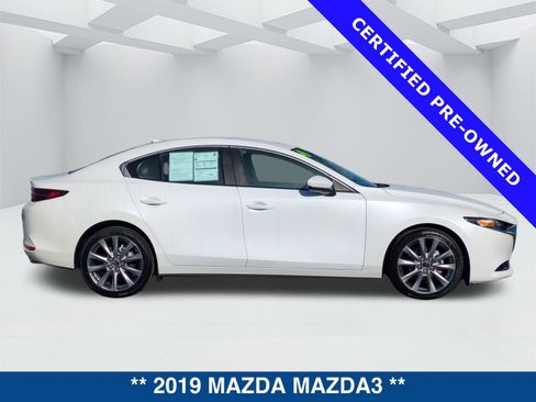 Used 2019 MAZDA MAZDA3 Preferred image 3