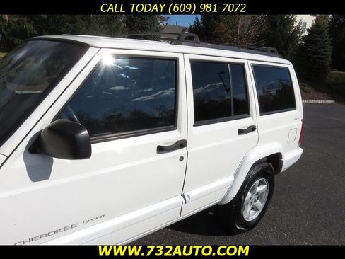 Used 2000 Jeep Cherokee Sport image 25
