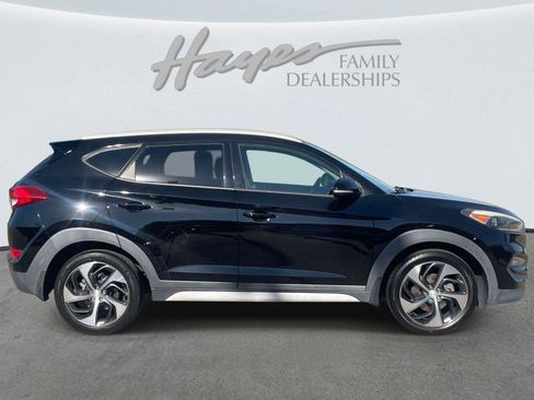 Used 2017 Hyundai Tucson Sport FWD image 3
