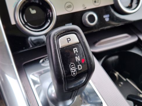 Used 2019 Land Rover Range Rover Sport HSE image 23