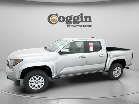 New 2026 Toyota Tacoma SR5 AWD/4WD image 4