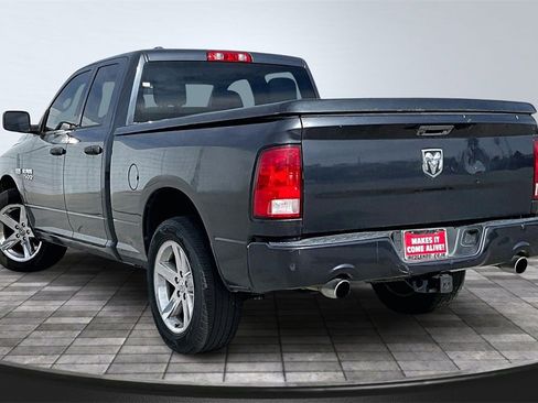 Used 2017 RAM 1500 Express image 3