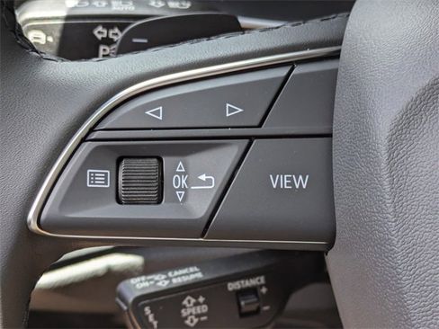 Used 2025 Audi Q3 2.0T Premium image 22