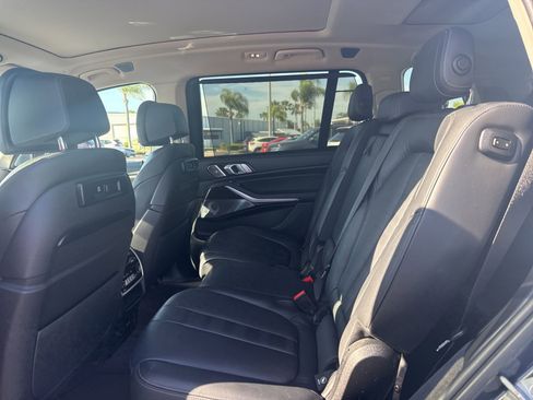 Used 2019 BMW X7 xDrive50i w/ Premium Package image 10