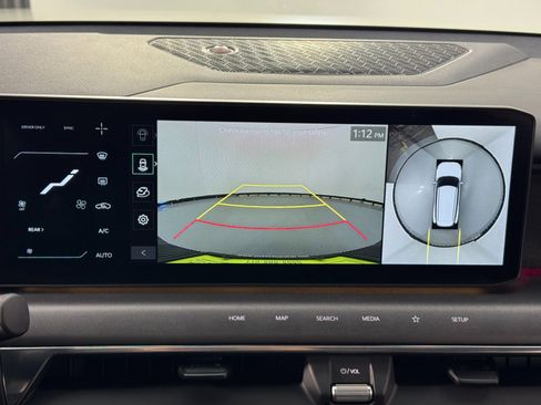 Used 2024 Kia EV9 Land image 29